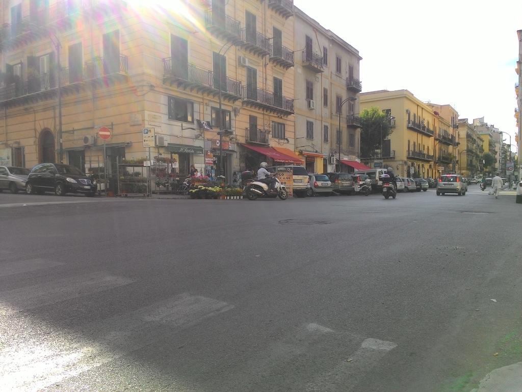 Casa Politeama Palermo Lägenhet Exteriör bild